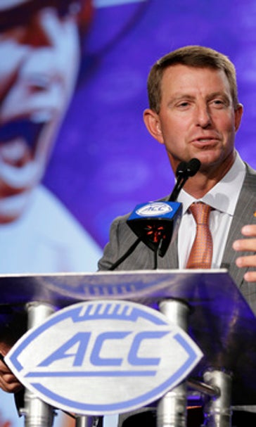 New Faces: Bates, Conn look to blend with Clemson's staff